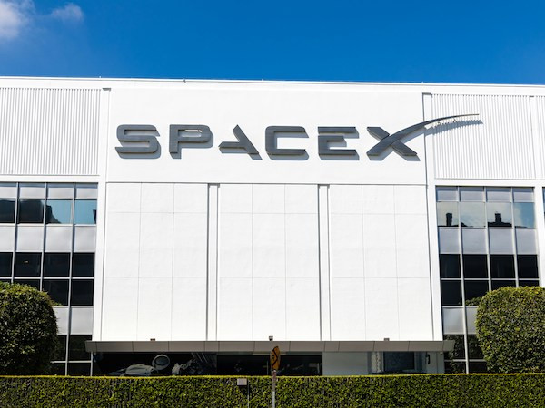 Thaicom asks SpaceX for a lift 