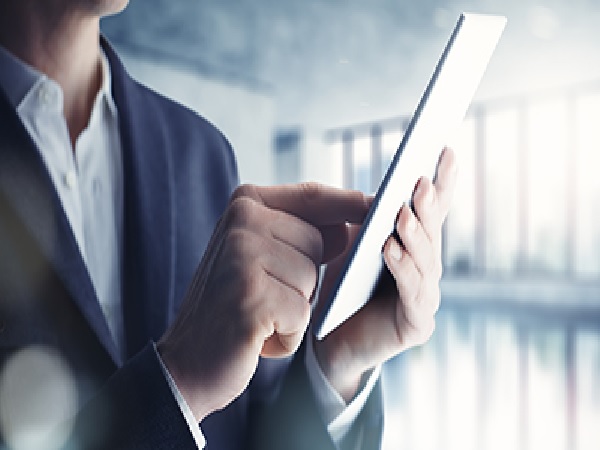 Smartphone shipments in India grew 7% in 2021, says IDC 