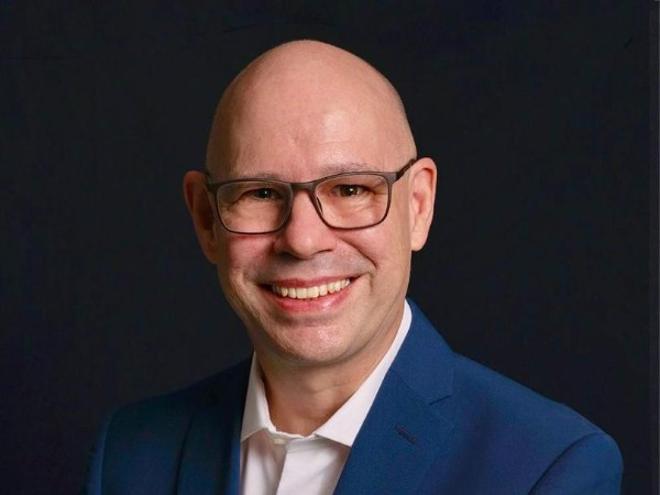 Veon poaches StarHub’s consumer chief as new Banglalink CEO