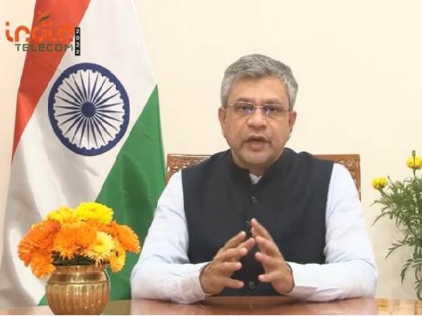 BSNL plans to install 112000 mobile towers across India to roll out