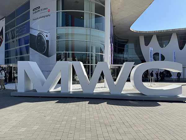 SIMO expands its carrier enablement strategy at MWC