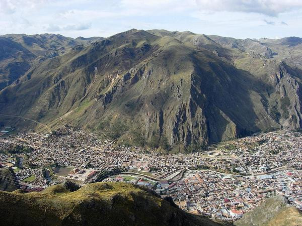 Intelsat and Andesat connecting rural communities in Peru