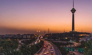 TIC and Omantel to develop Iran-Oman data transit corridor