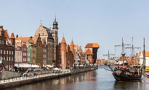 Poland's Polsteam choses Marlink to upgrade connectivity on its vessels