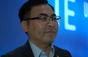 ZTE's Li Hongyu on the world's first 5G & AI 3D Tablet