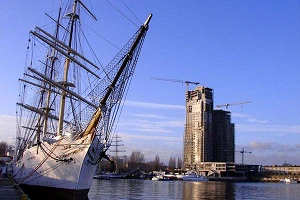 Polish players readying 5G launches